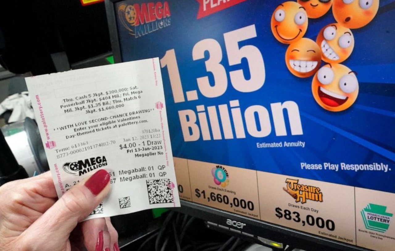 Powerball Jackpot Reaches 810 Million to Start 2024 January