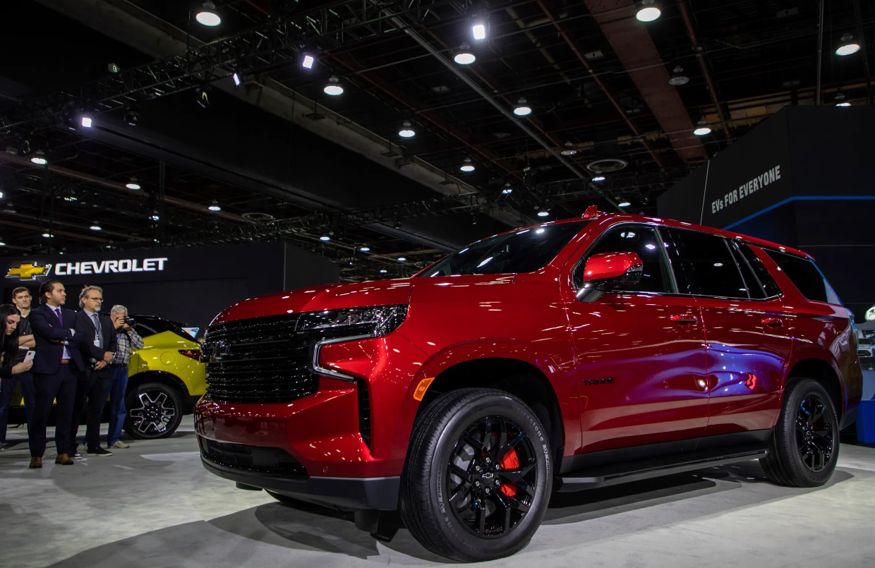 New 2023 Chevrolet Tahoe RST