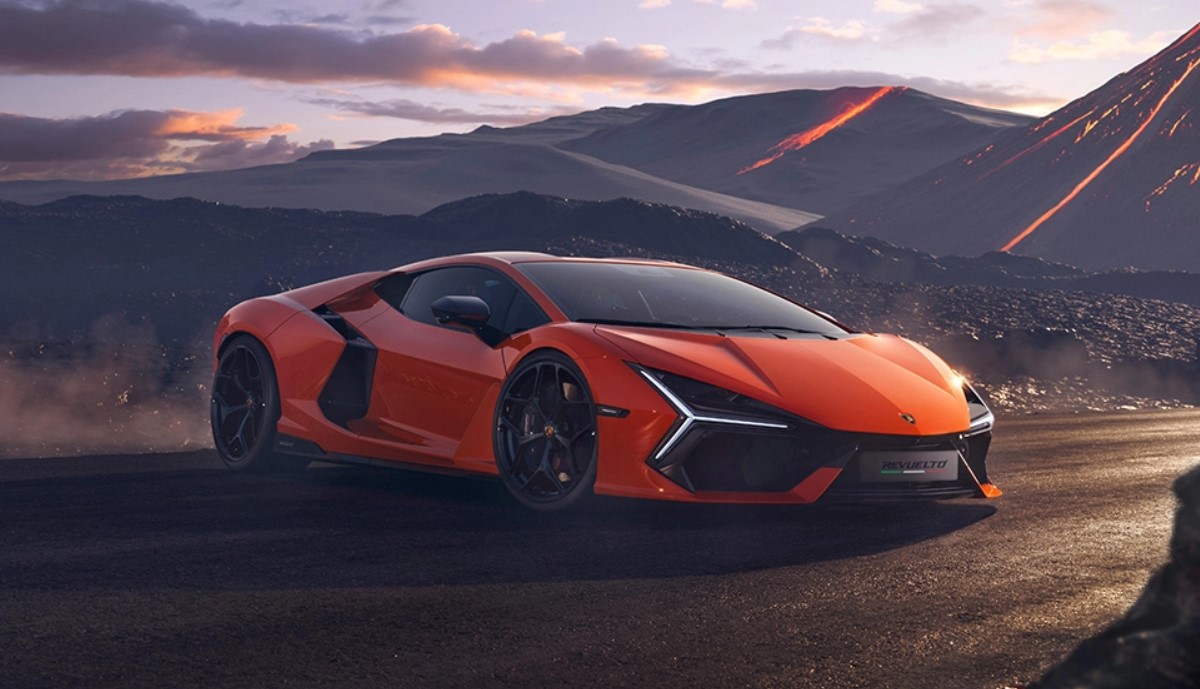 2024 Lamborghini Revuelto