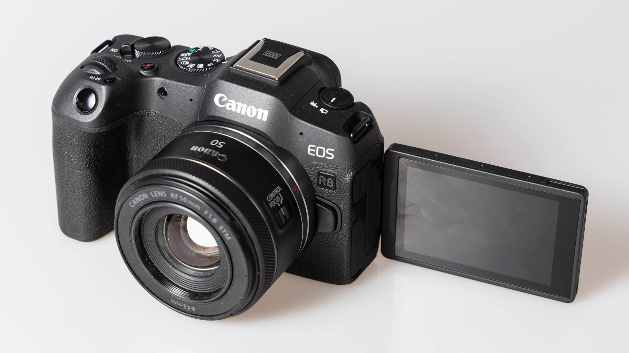 Canon EOS R8 Mirrorless Camera