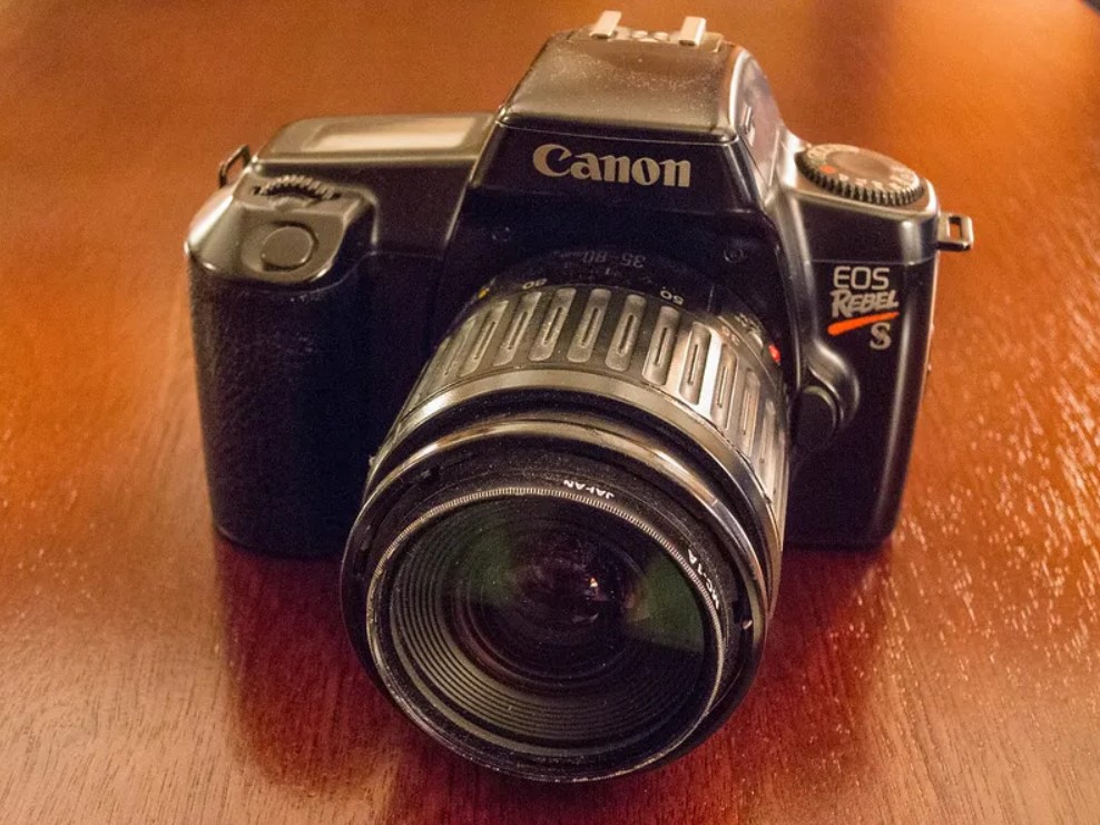 Canon EOS Rebel S