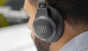 JBL Live 660NC